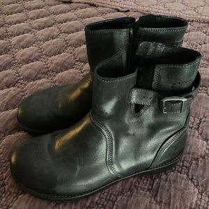 Birkenstock Boots size 40 Black